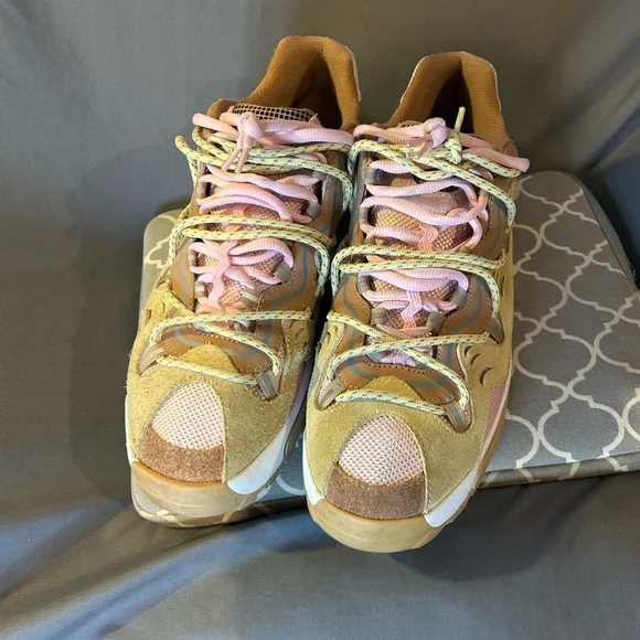 Converse Gianno X
Golf le Fleur “Parfait Pink” (GREAT CONDITION) - Picture 12 of 14